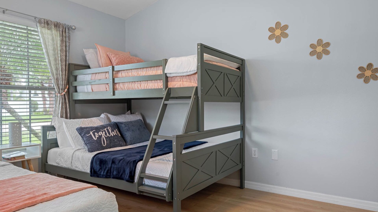 Photo of Bedroom in Oldsmar