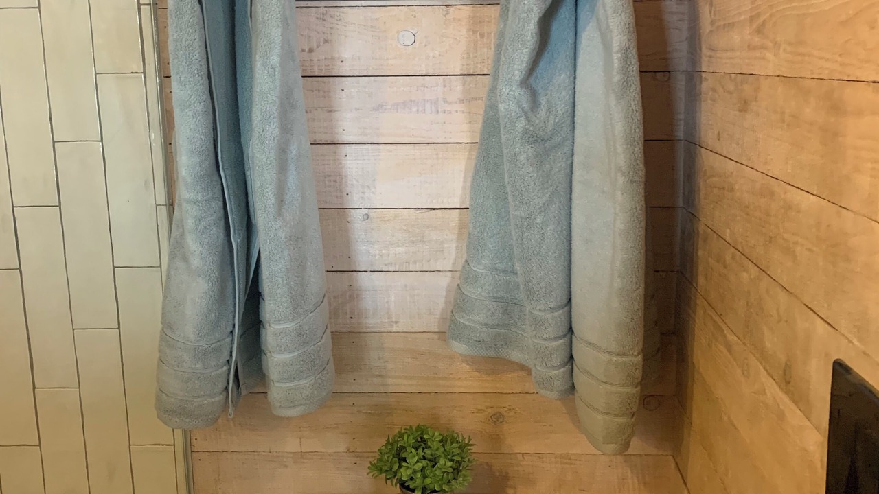 Photo of Bathroom in Covelo
