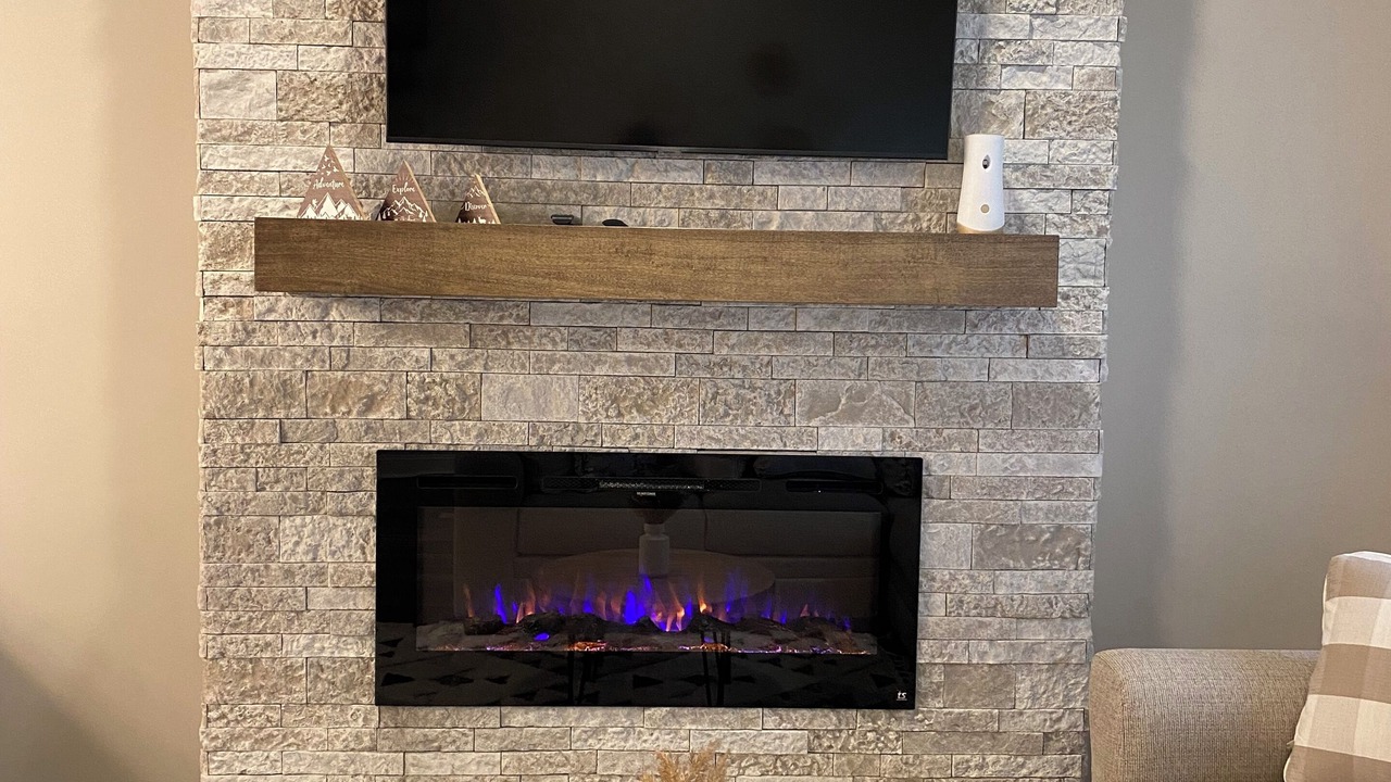 Photo of Livingroom in Vernon