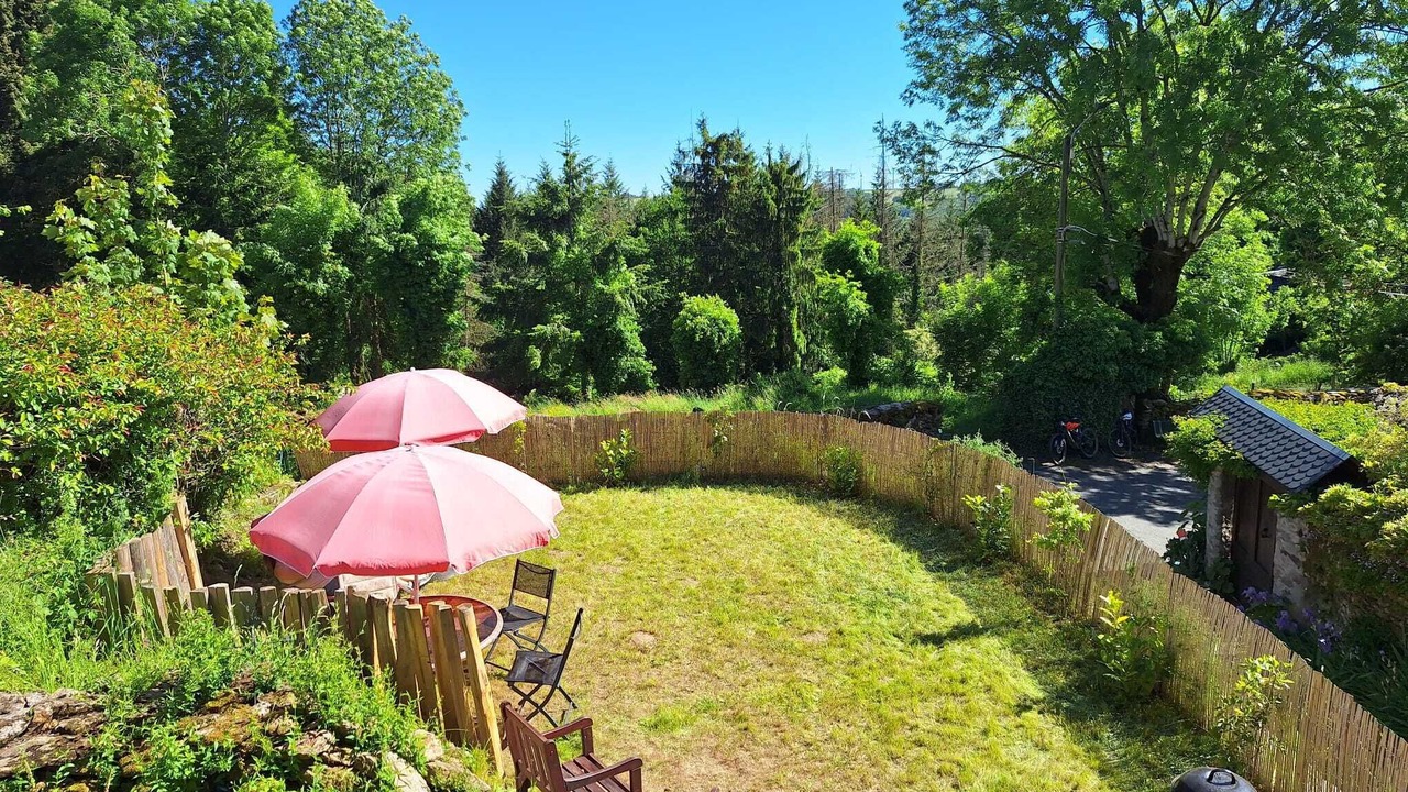 Photo of Outdoor in Ayssenes
