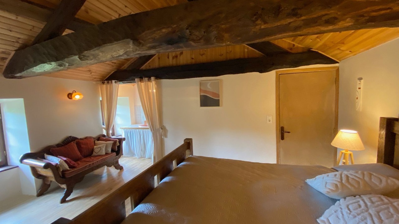 Photo of Bedroom in Ayssenes