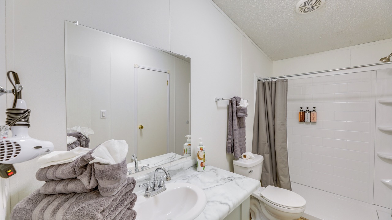 Photo of Bathroom in Elgin
