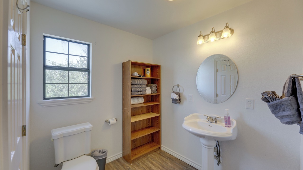 Photo of Bathroom in Elgin
