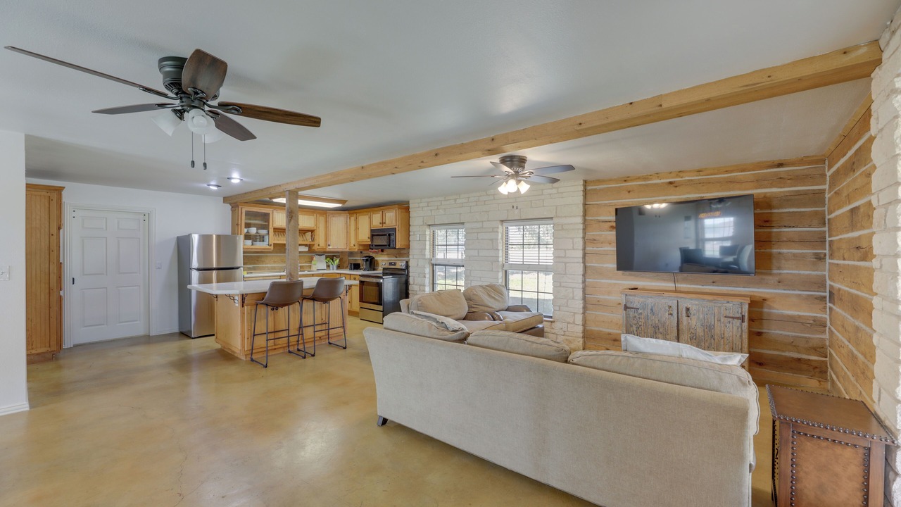 Photo of Livingroom in Elgin
