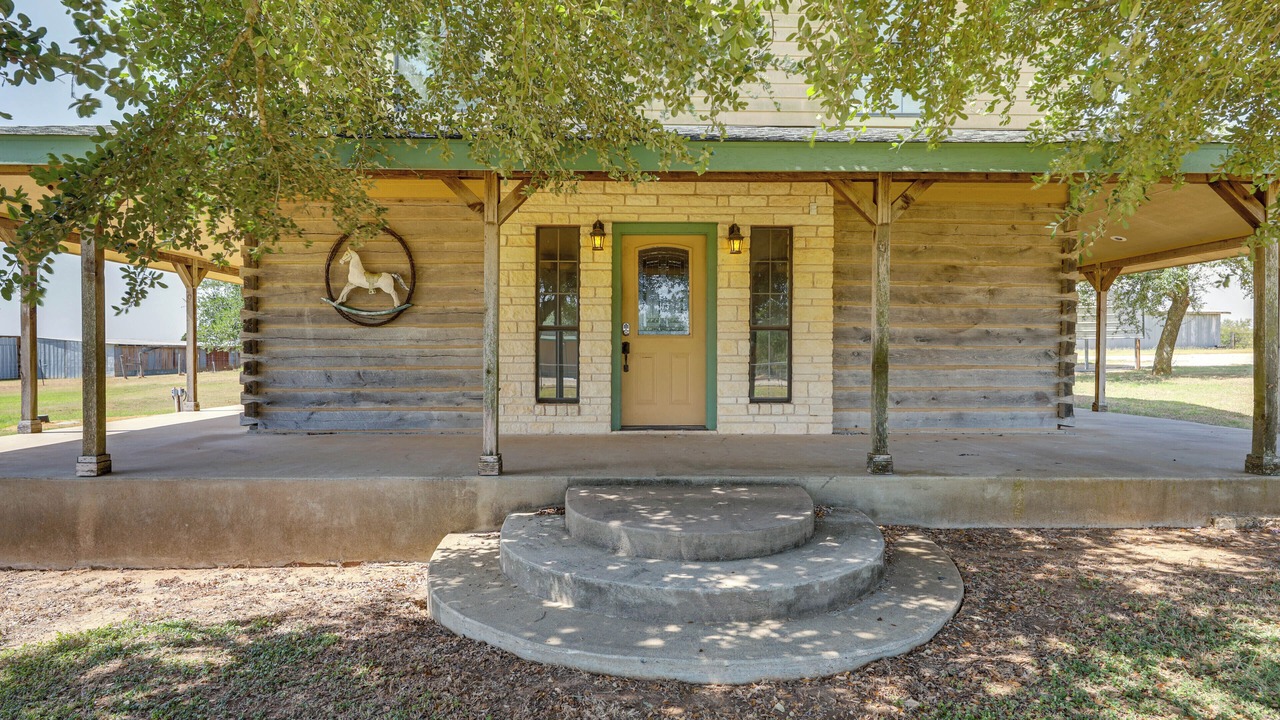 Photo of Outdoor in Elgin