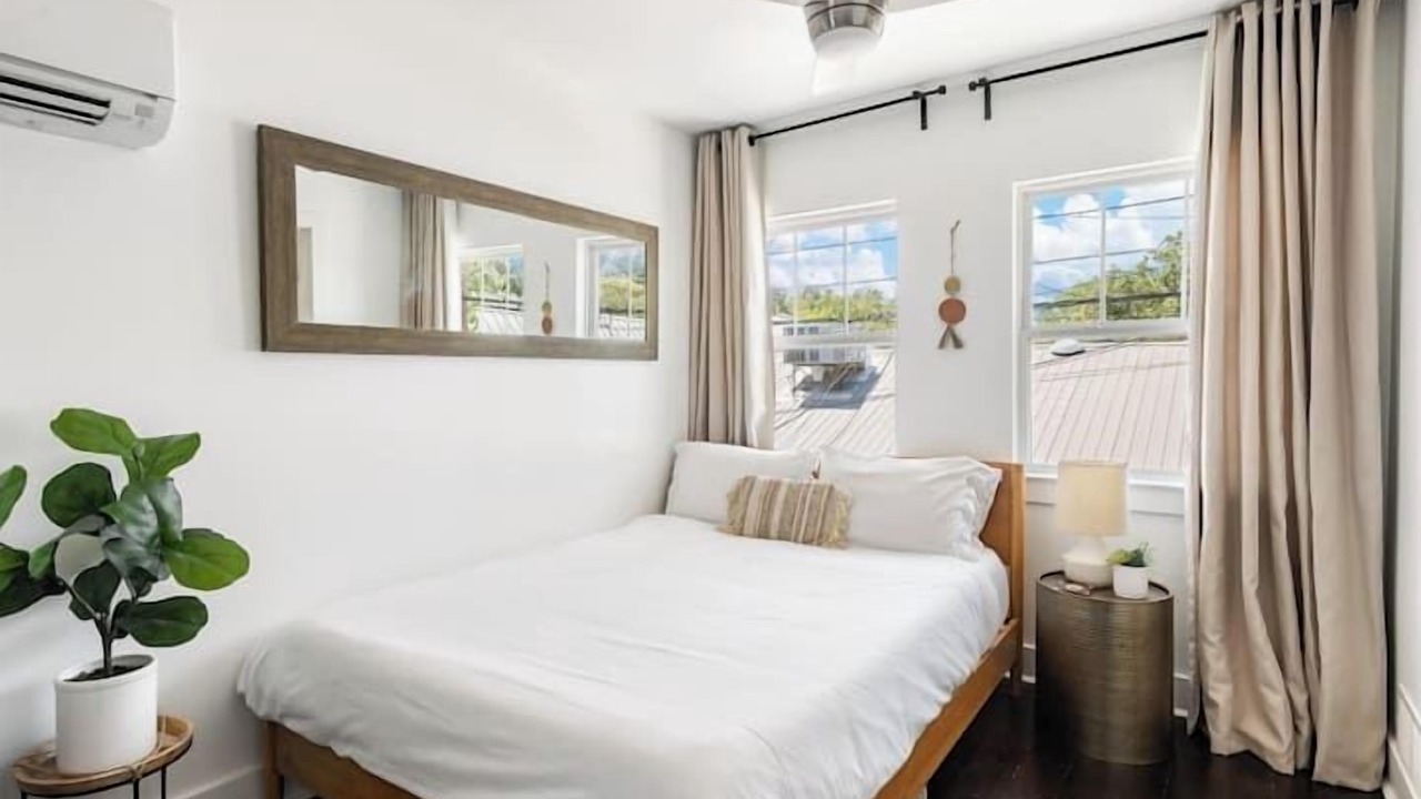 Photo of Bedroom in North Loop