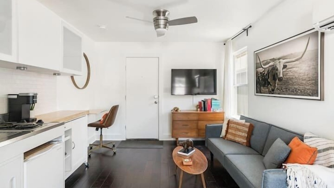 Photo of Livingroom in North Loop