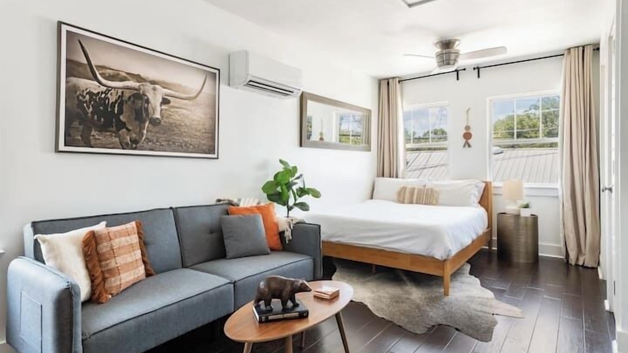 Photo of Bedroom in North Loop