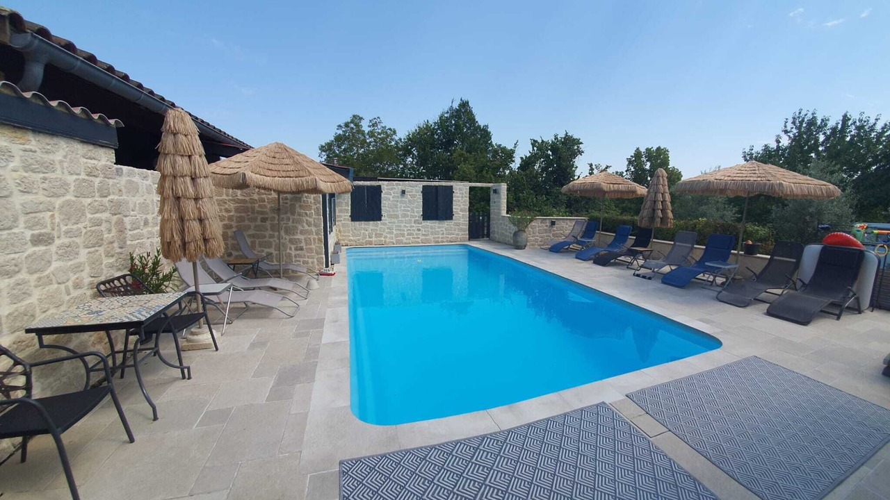 Photo of Outdoor in Montfermier