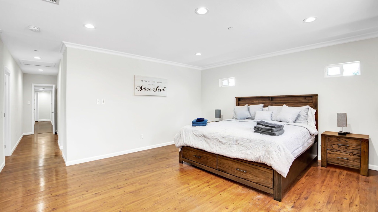 Photo of Bedroom in Downey