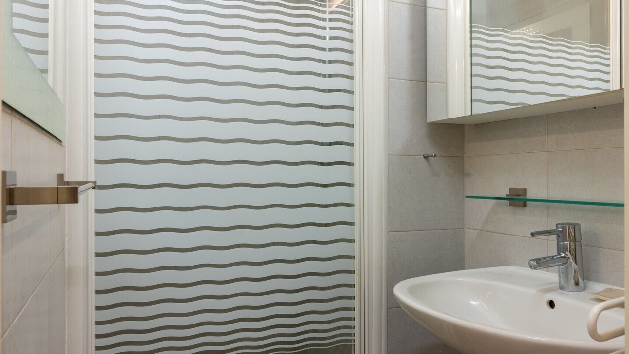 Photo of Bathroom in Faubourg de l'Arche