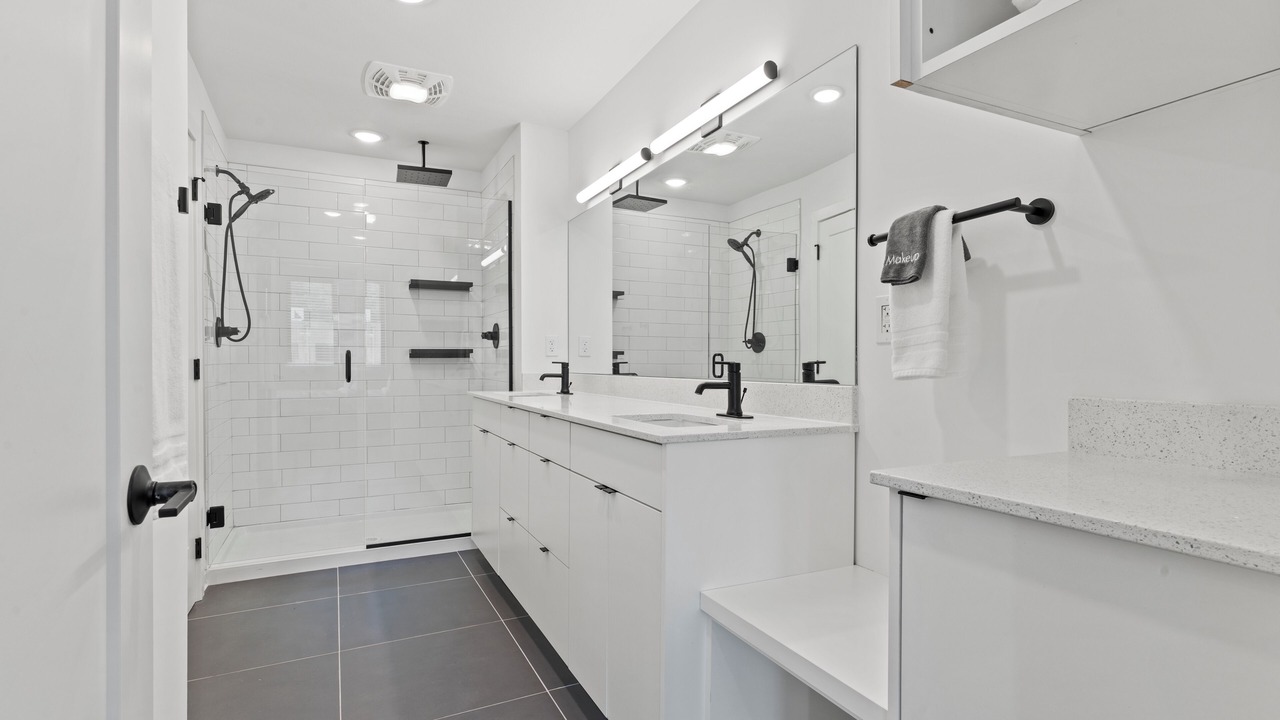 Photo of Bathroom in Shawnee