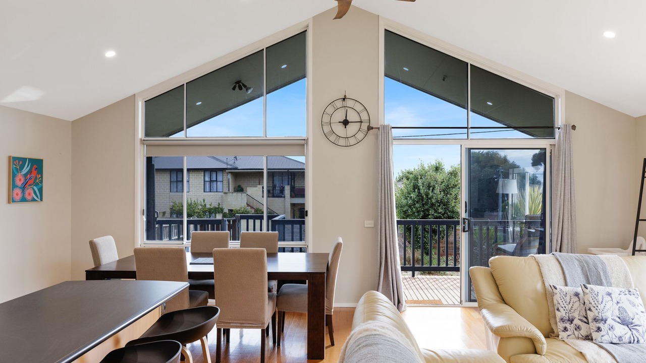 Photo of Livingroom in Coronet Bay