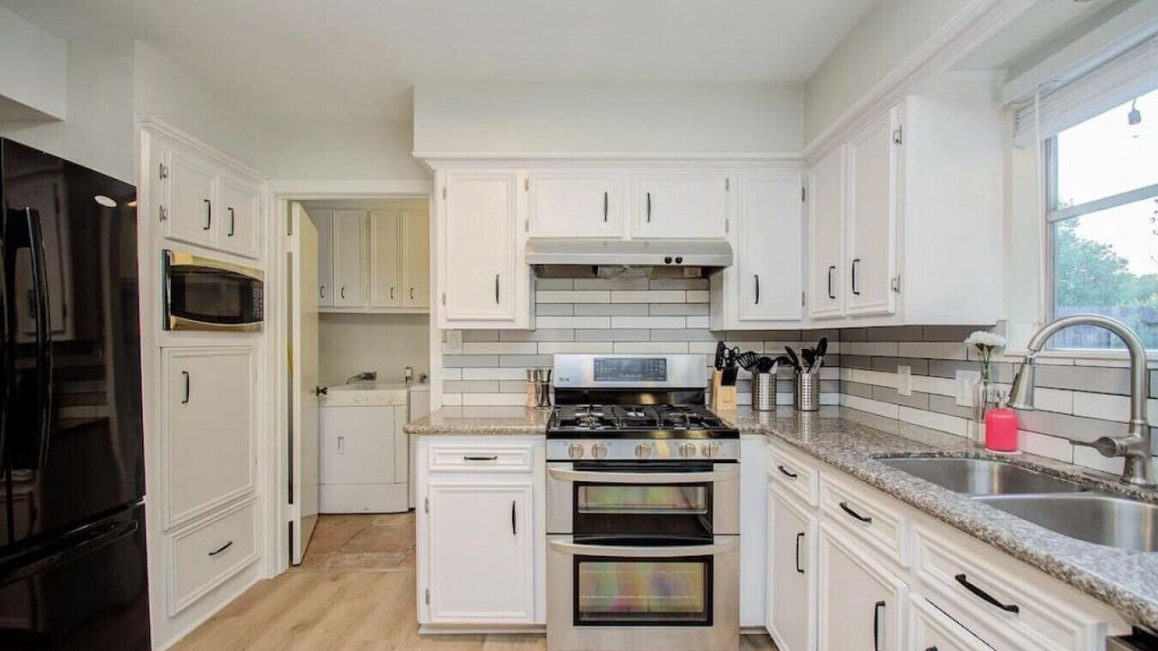 Photo of Kitchen in Barker