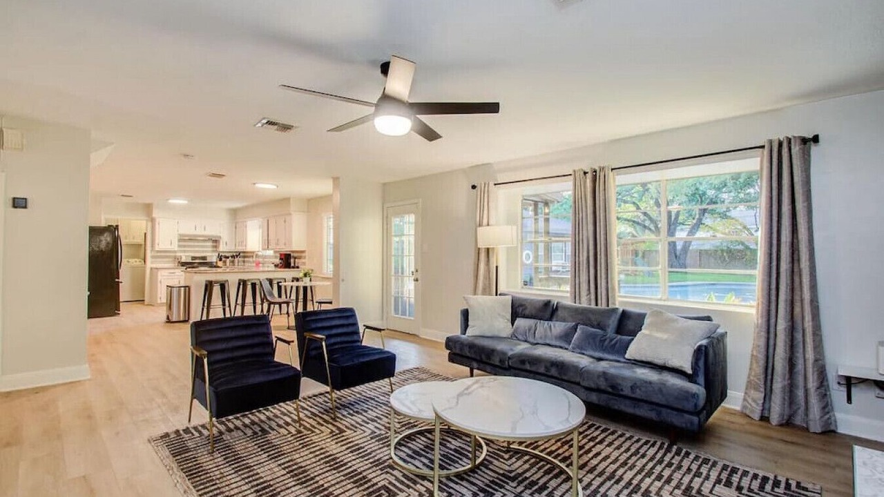 Photo of Livingroom in Barker
