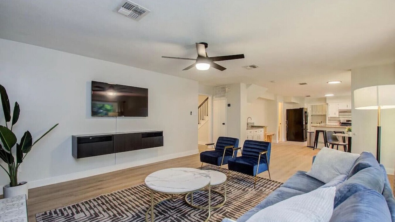 Photo of Livingroom in Barker