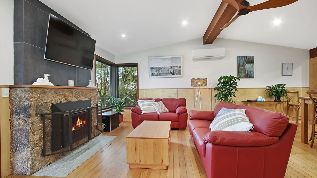 Photo of Livingroom in Beechworth