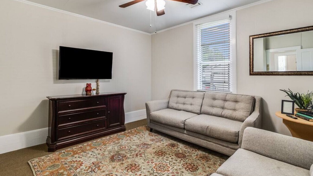 Photo of Bedroom in Scott