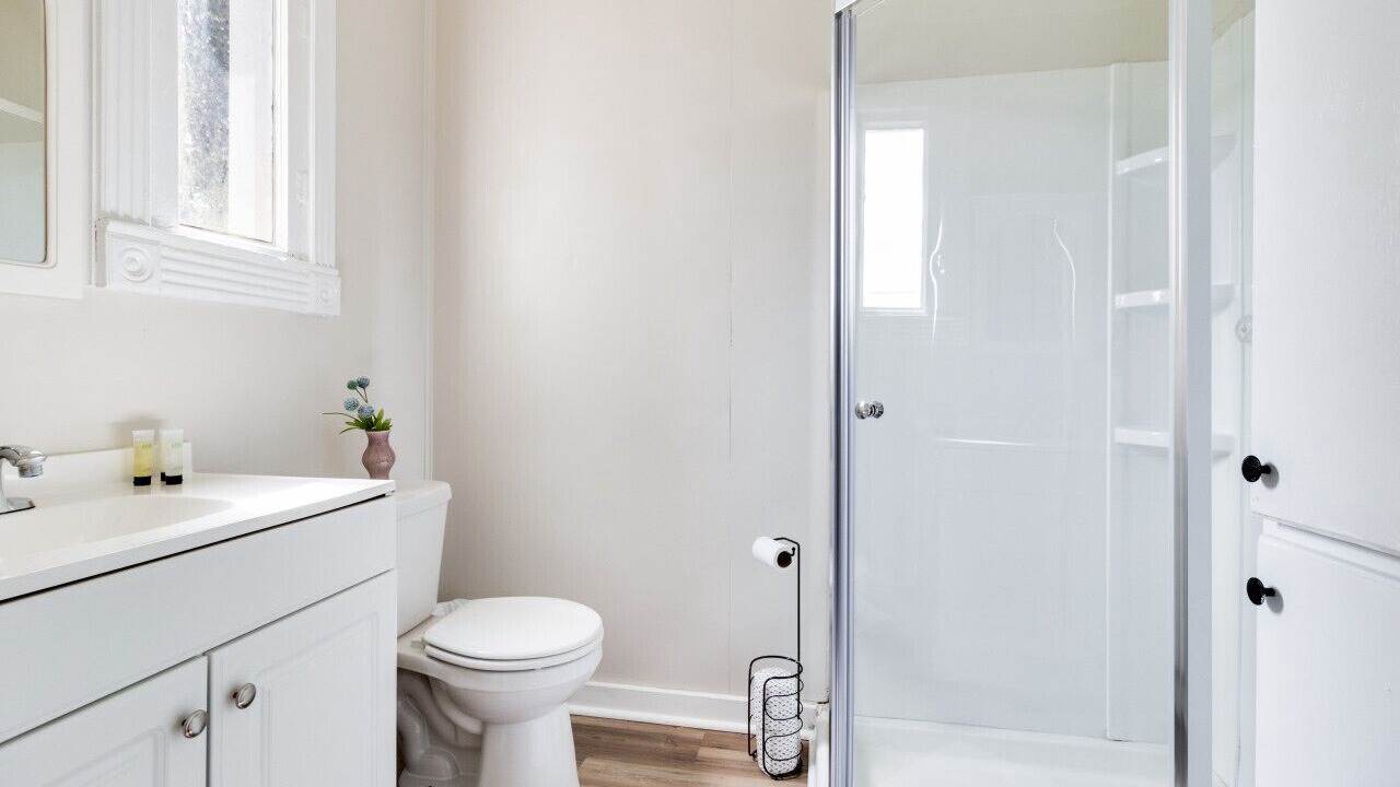 Photo of Bathroom in Scott