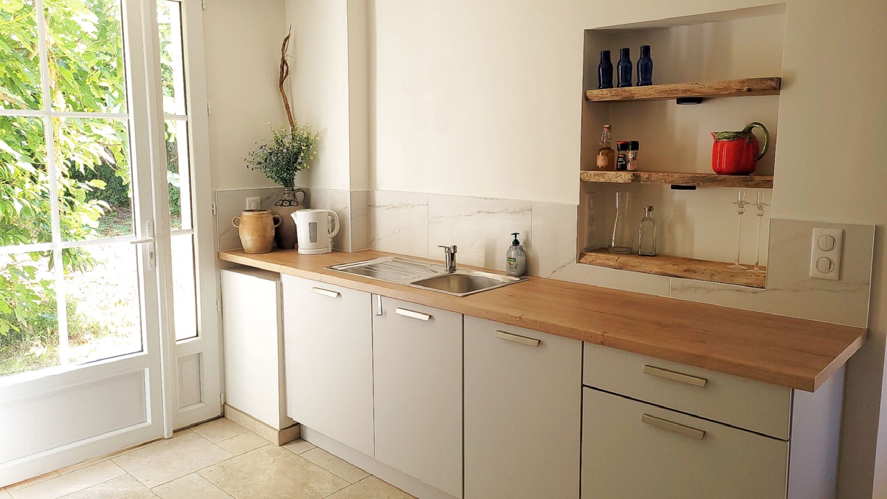 Photo of Kitchen in Saint-Julien-de-Lampon