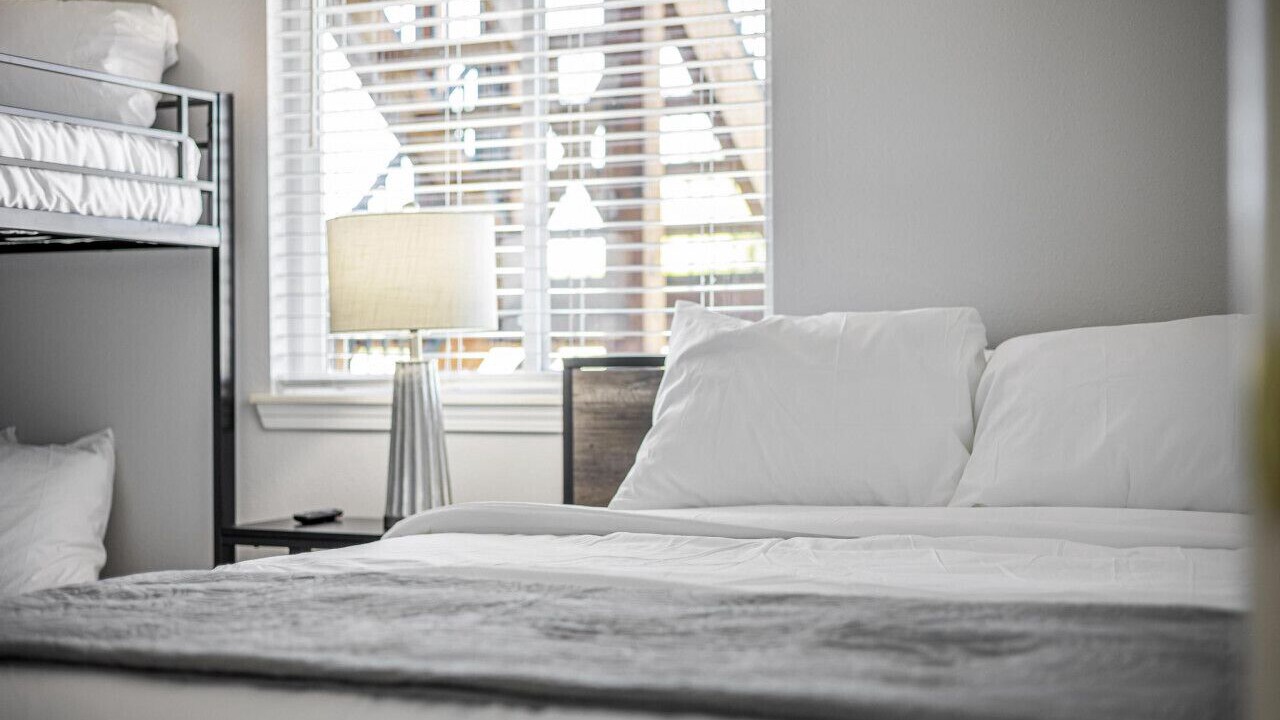 Photo of Bedroom in Camdenton