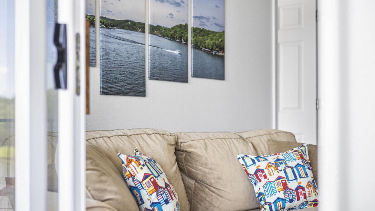 Photo of Livingroom in Camdenton