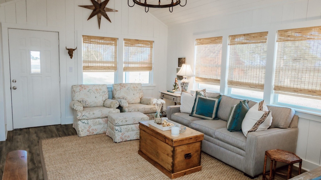 Photo of Livingroom in Shiner