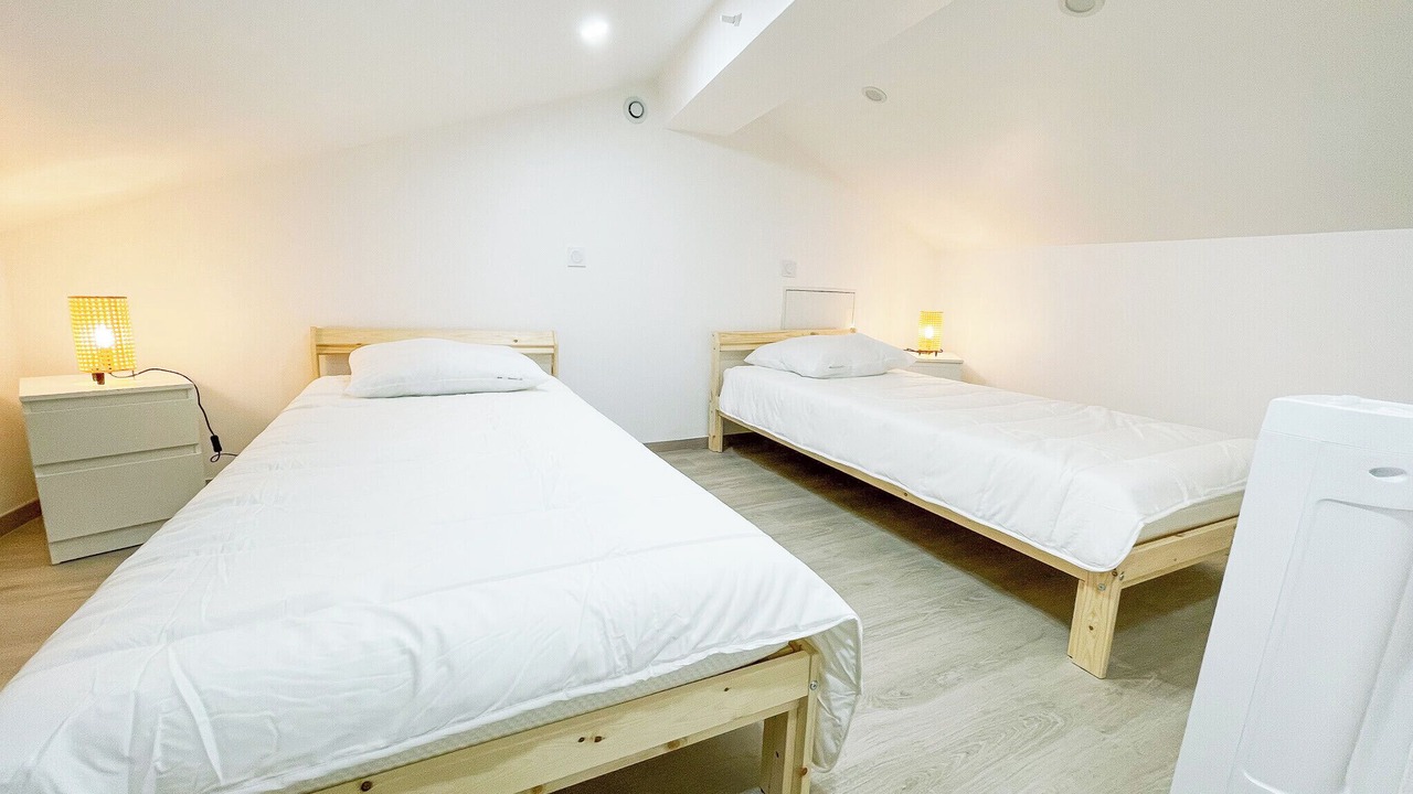 Photo of Bedroom in Grenoble City Centre