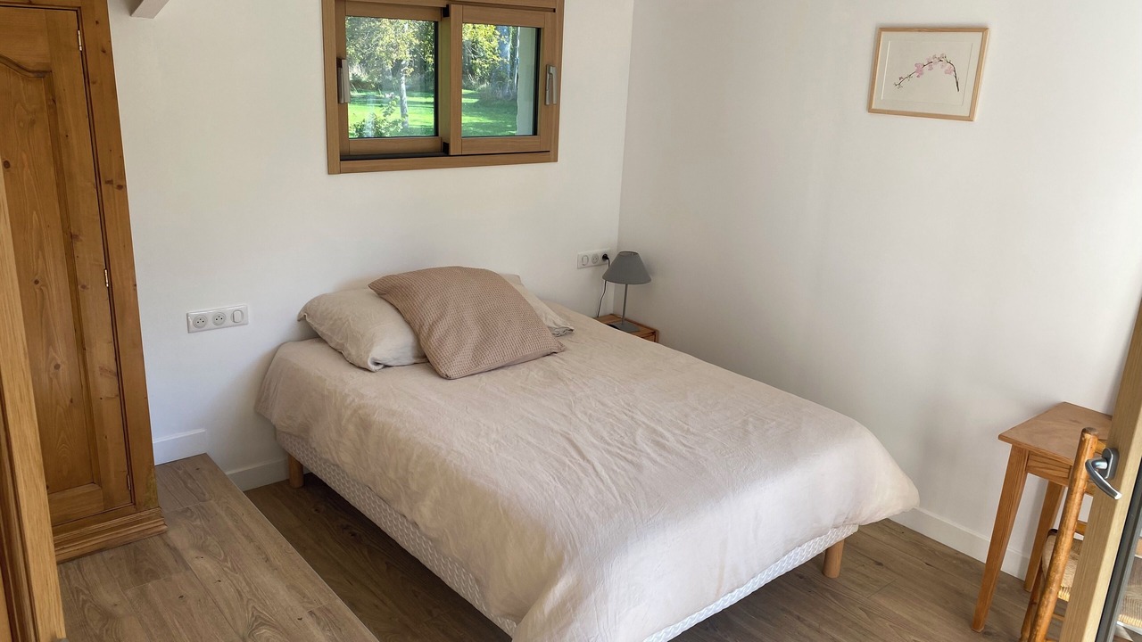 Photo of Bedroom in Montigny-sur-Loing