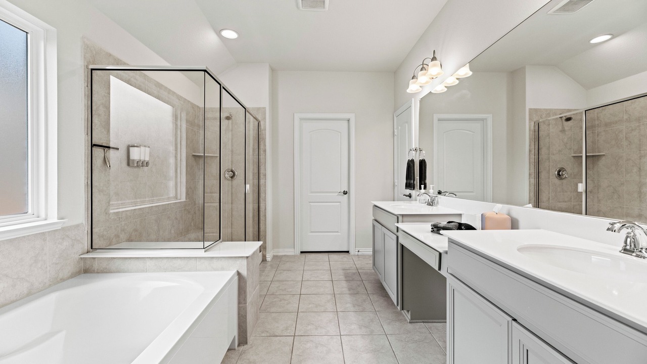 Photo of Bathroom in Fossil Creek