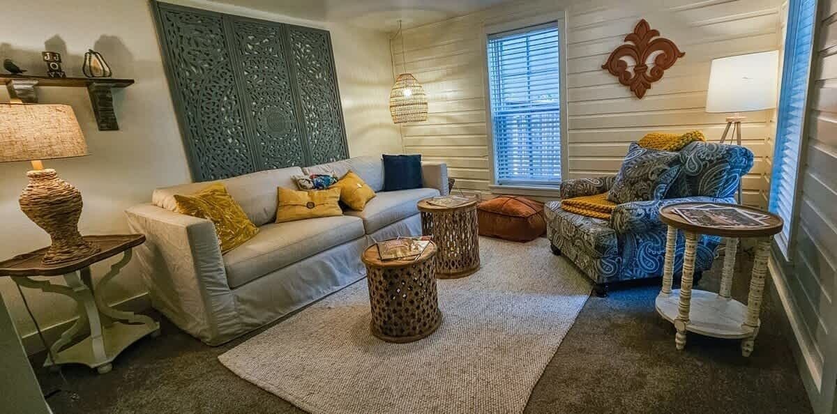 Photo of Livingroom in Eureka Springs Historic District