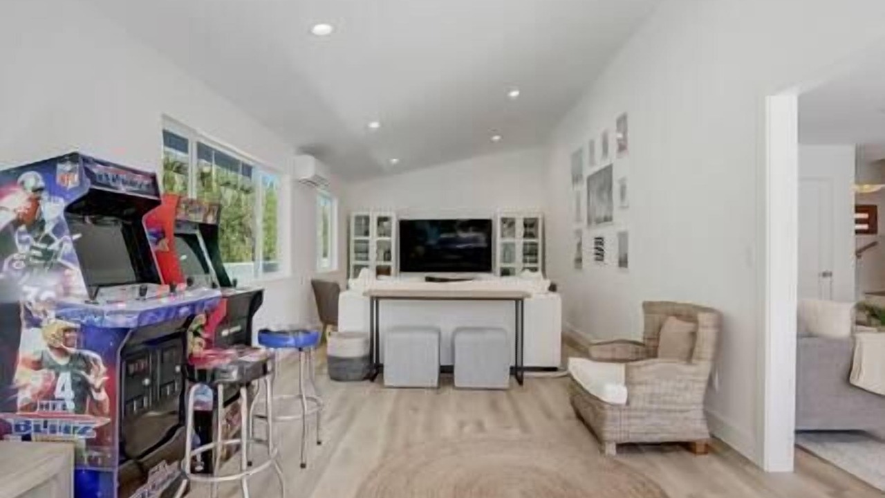 Photo of Bedroom in Lincoln Acres