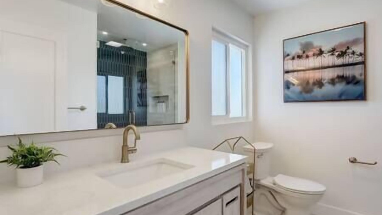 Photo of Bathroom in Lincoln Acres