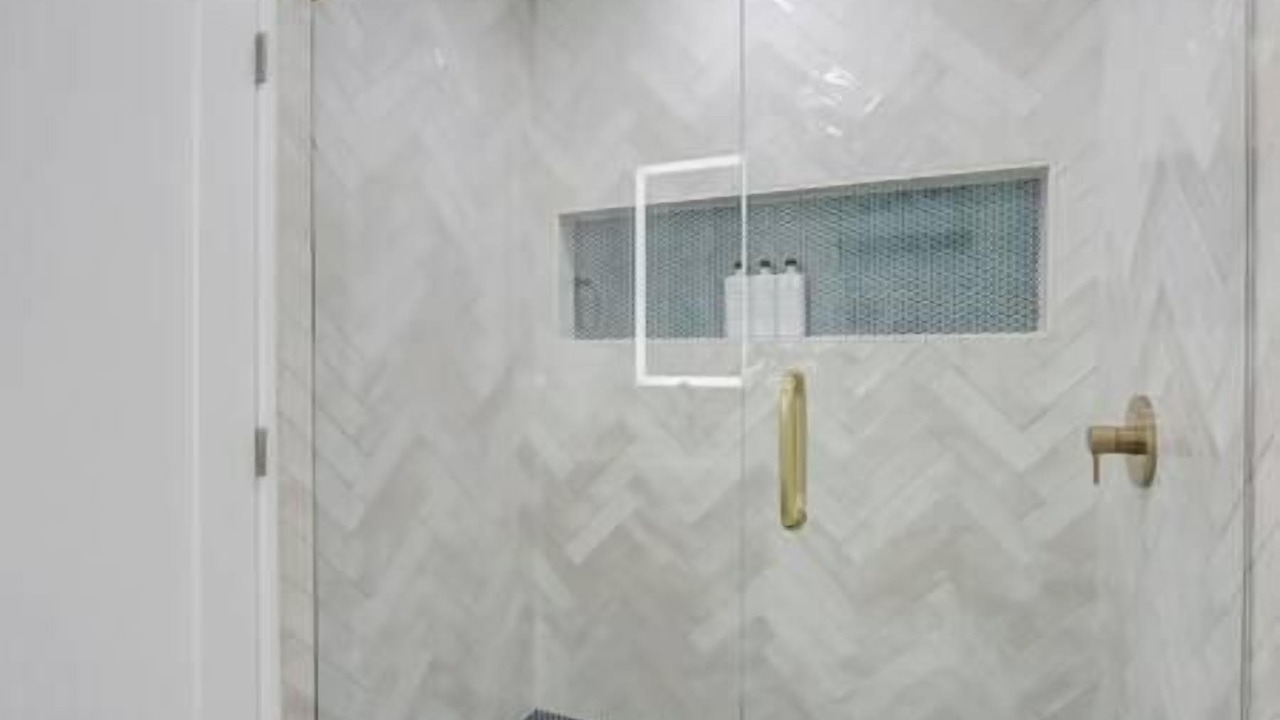 Photo of Bathroom in Lincoln Acres