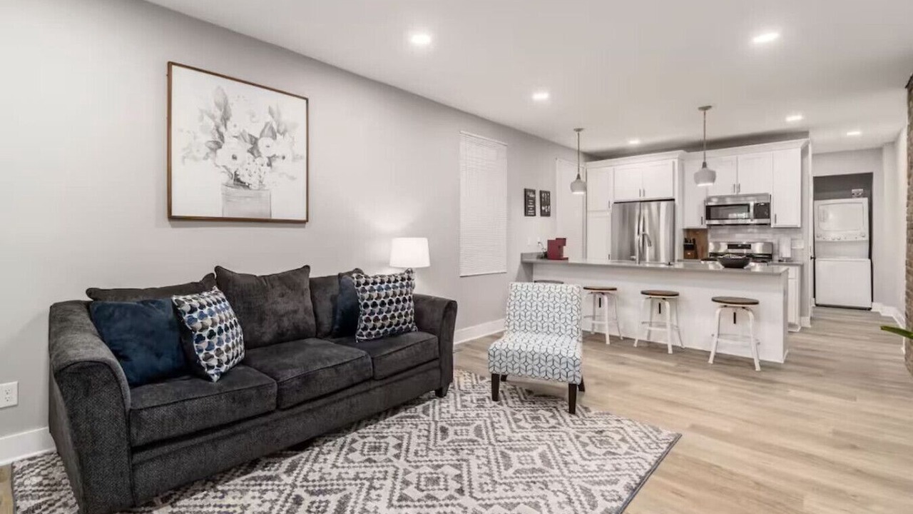 Photo of Livingroom in Livingston Park