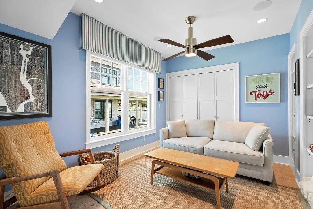 Photo of Others in Pine Orchard