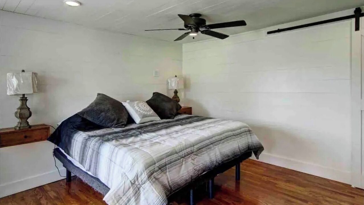 Photo of Bedroom in Seymour