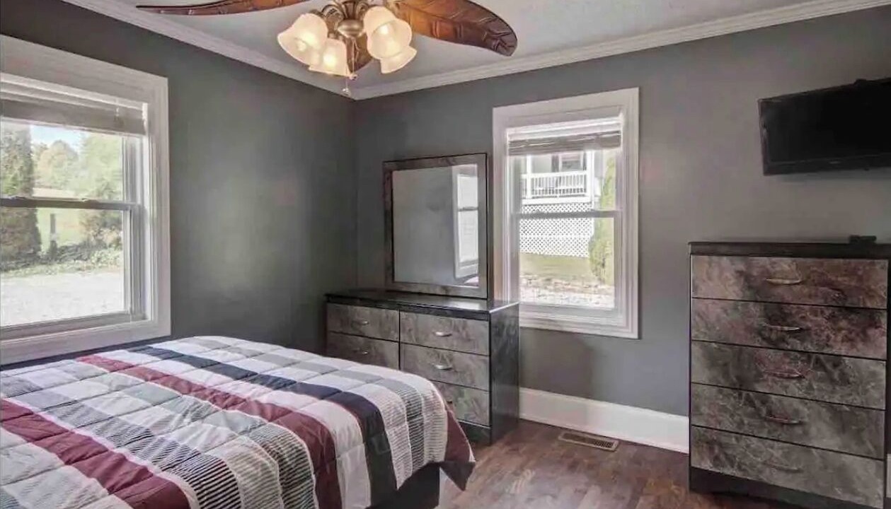 Photo of Bedroom in Seymour
