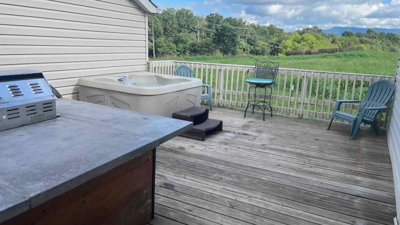 Photo of Patio Balcony in Seymour