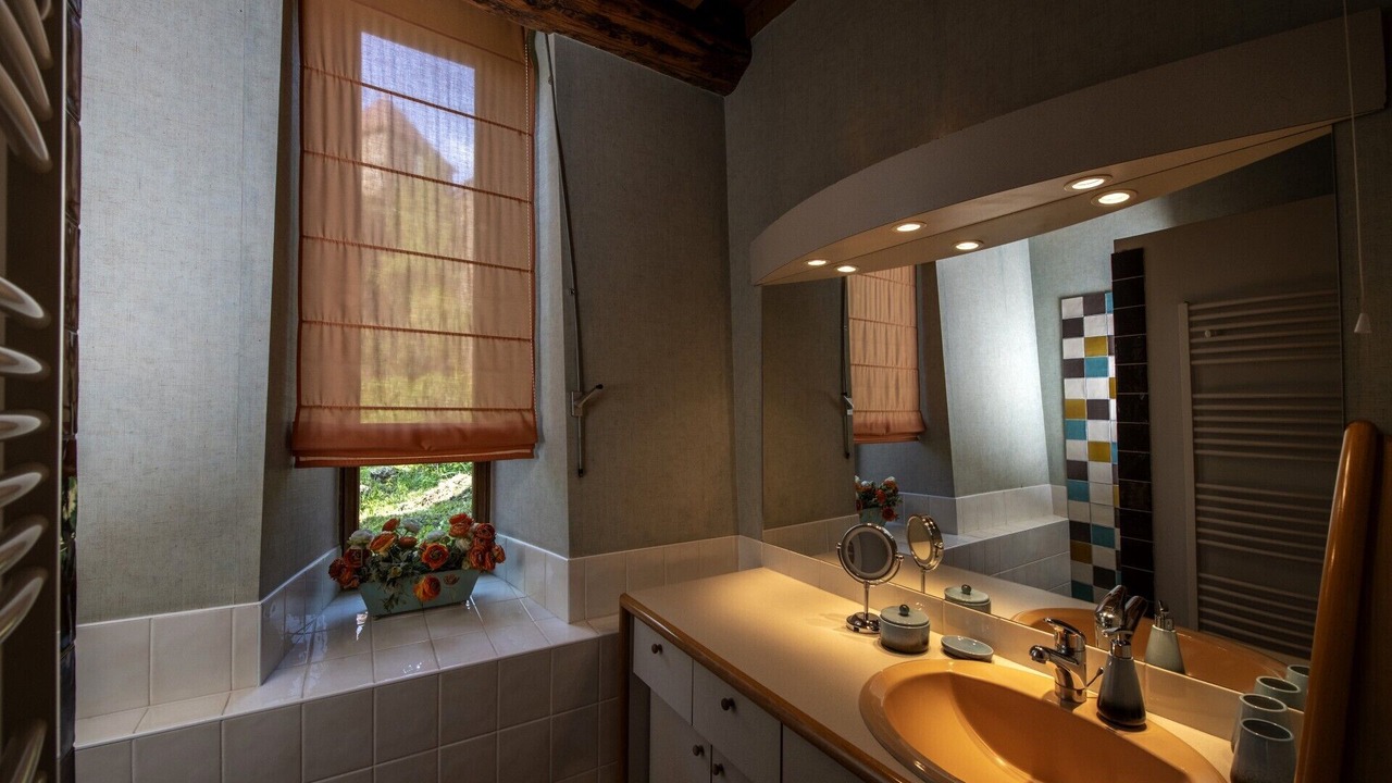 Photo of Bathroom in Polignac