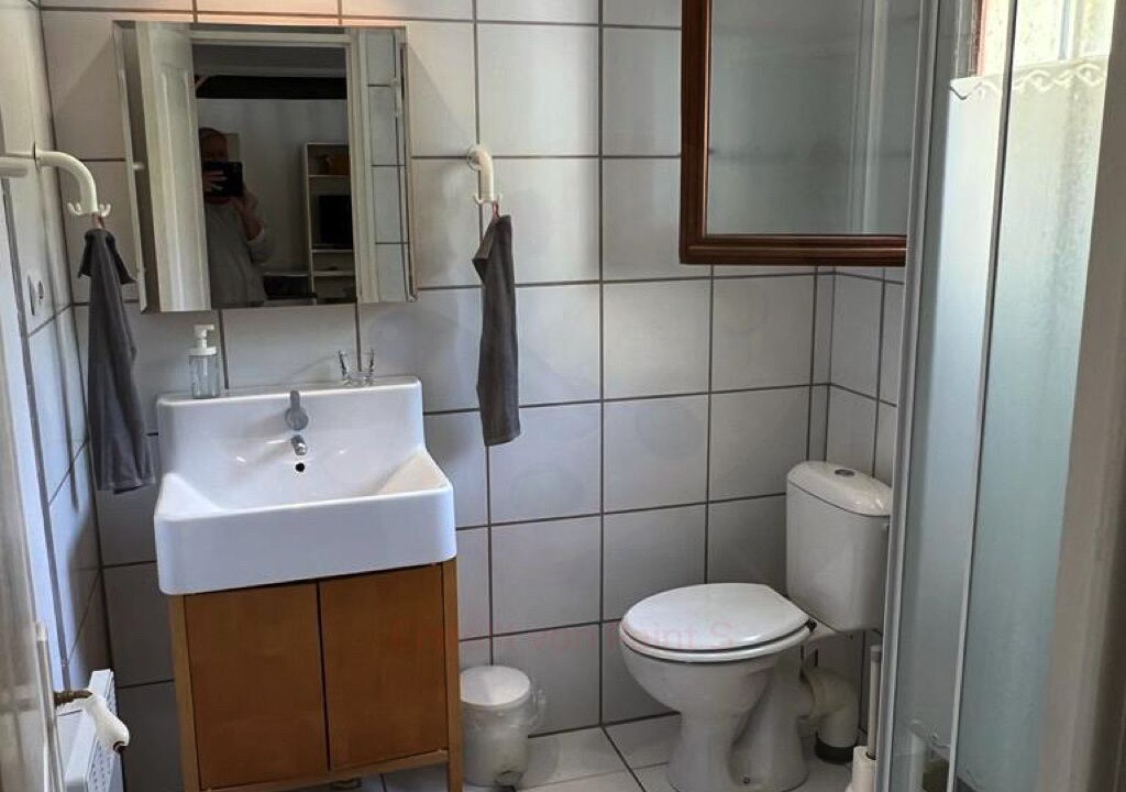 Photo of Bathroom in Saint-Etienne-de-Gourgas