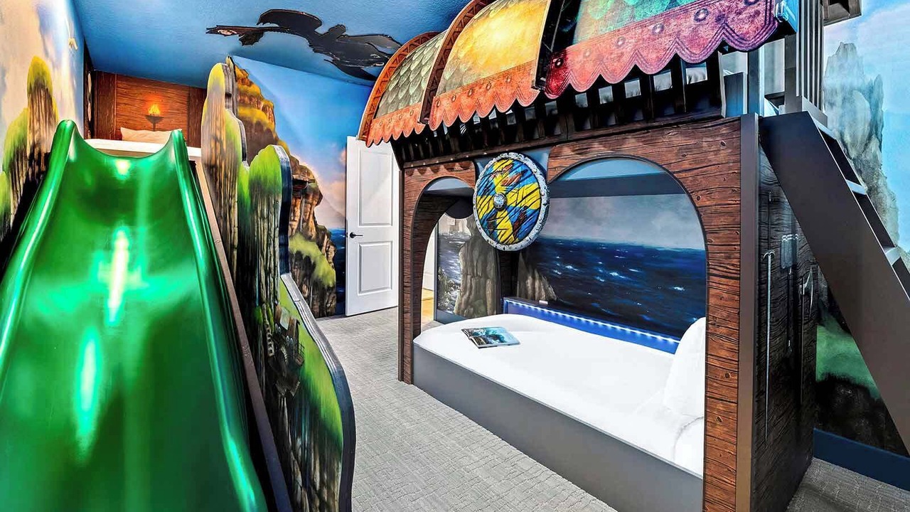 Photo of Bedroom in Florida Center