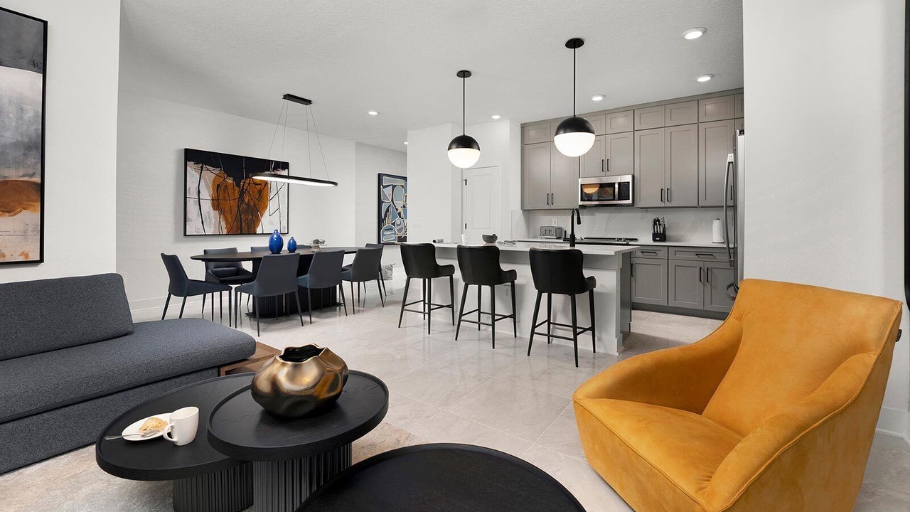 Photo of Livingroom in Florida Center