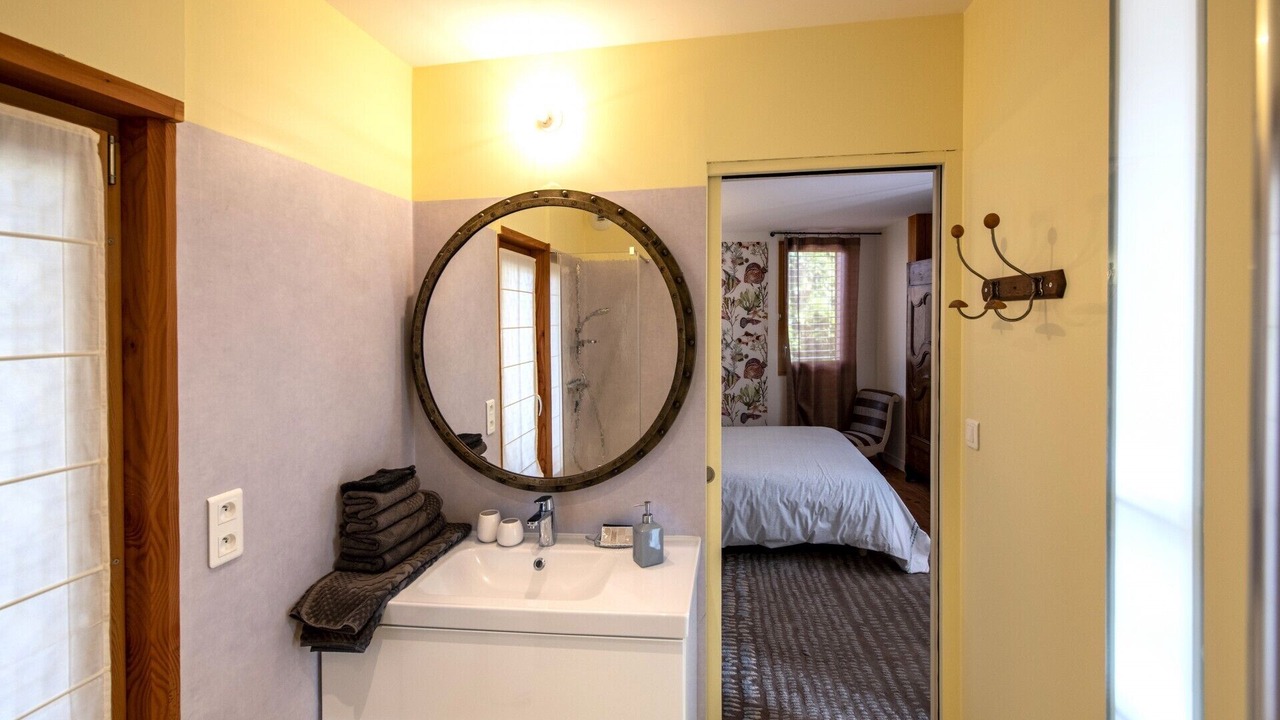 Photo of Bathroom in Polignac