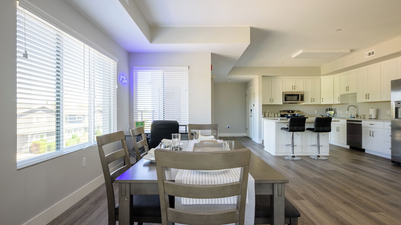 Photo of Others in Campbell