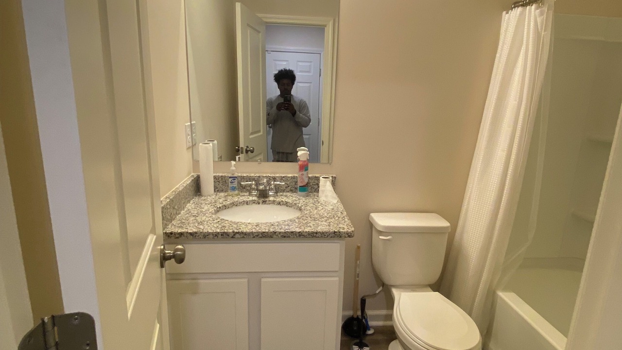 Photo of Bathroom in Xenia