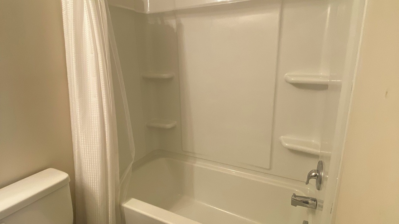 Photo of Bathroom in Xenia