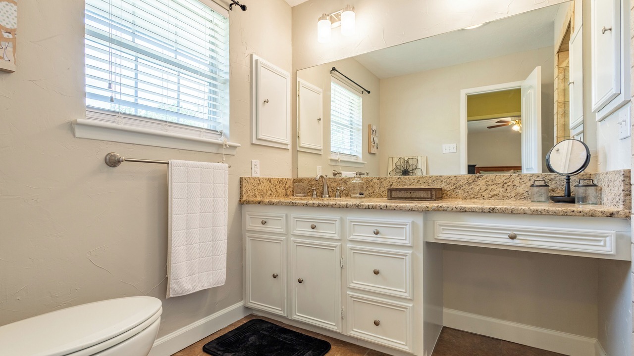 Photo of Bathroom in Glen Rose
