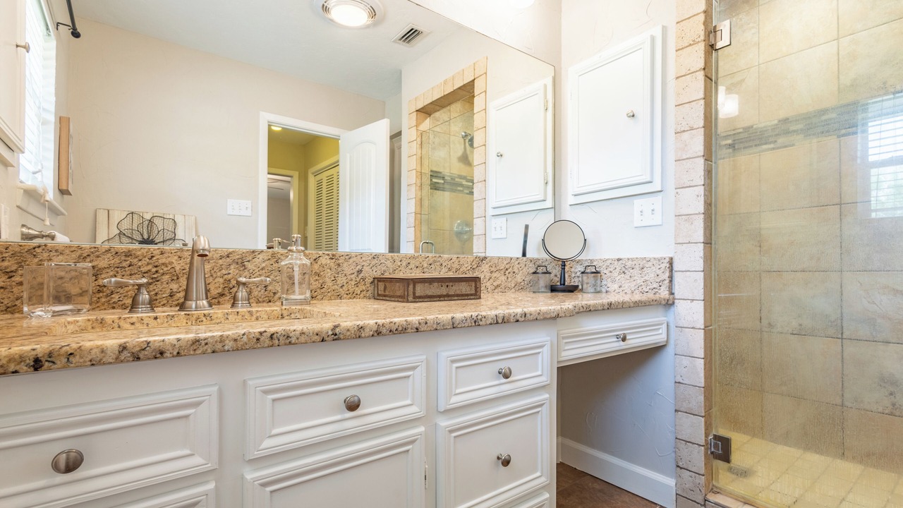 Photo of Bathroom in Glen Rose