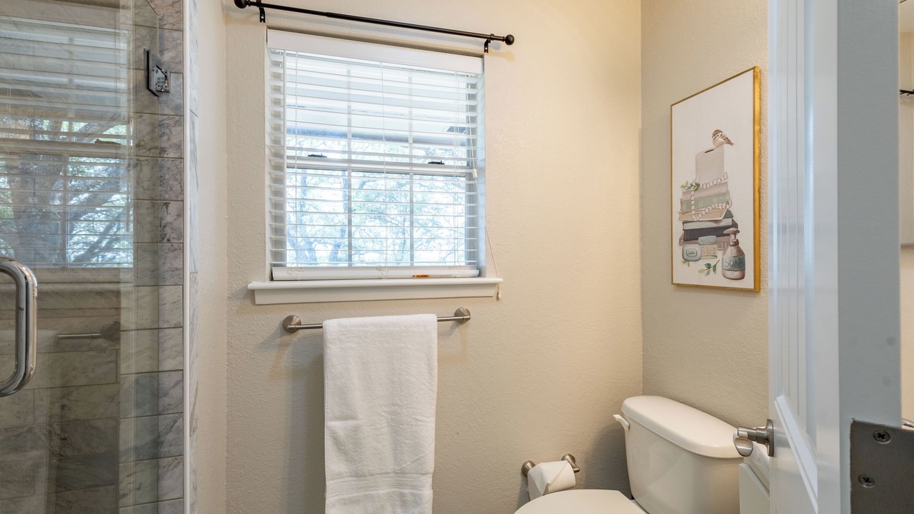 Photo of Bathroom in Glen Rose